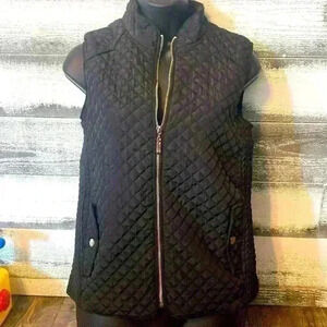 Women’s outer edge vest size medium